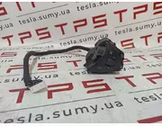 Кнопка перемикання (на кермі) права Tesla Model S Restyling, 1013242-00-H