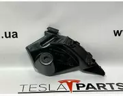 Напрямна крила переднього правого (черепашка) Tesla Model X, 1047093-00-H
