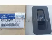 Кнопка управління склопідіймачем Hyundai HD-120/270, 93692-7A000 MOBIS